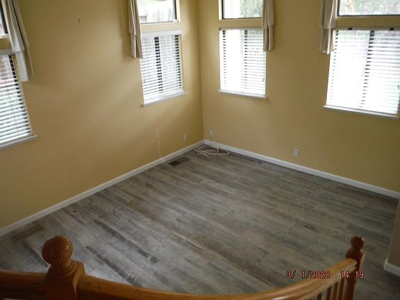 3rd image of 711 Platt Cir