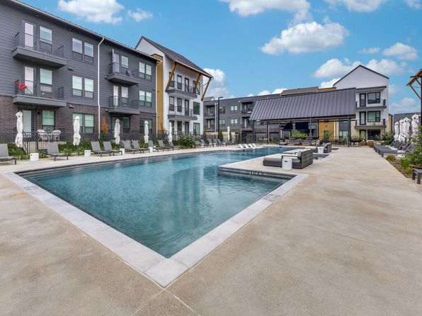 3801 N A W Grimes Blvd #11207