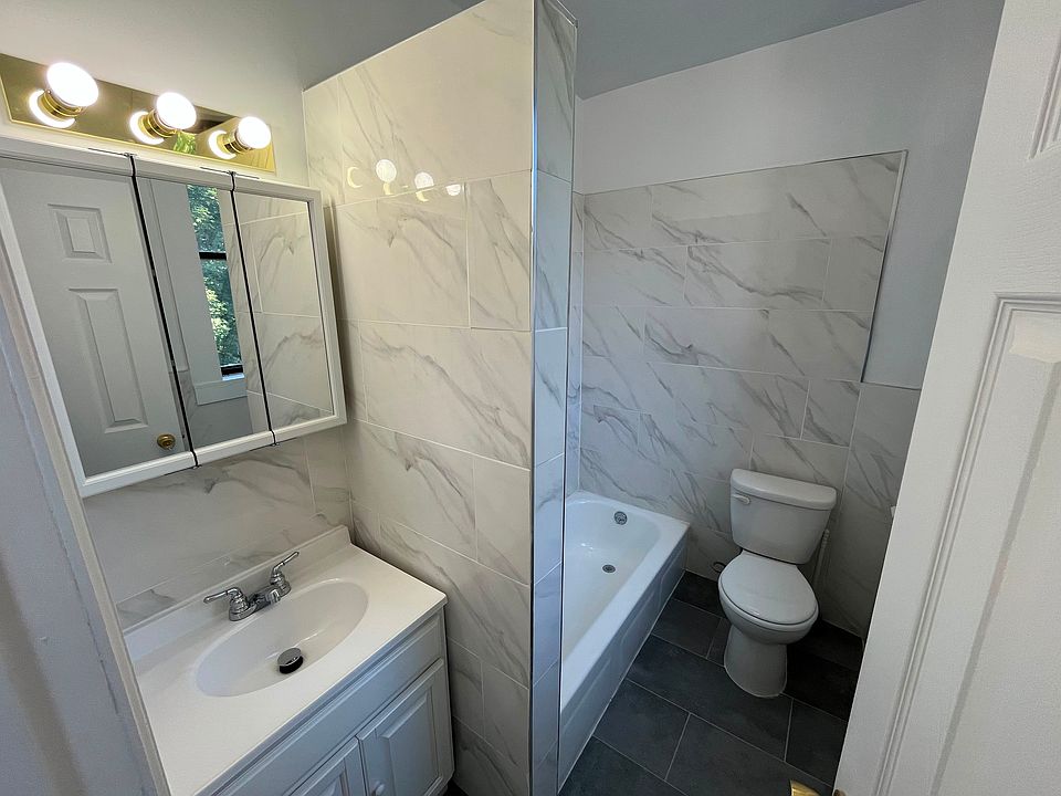 1st image of 295 S Broadway APT 3W