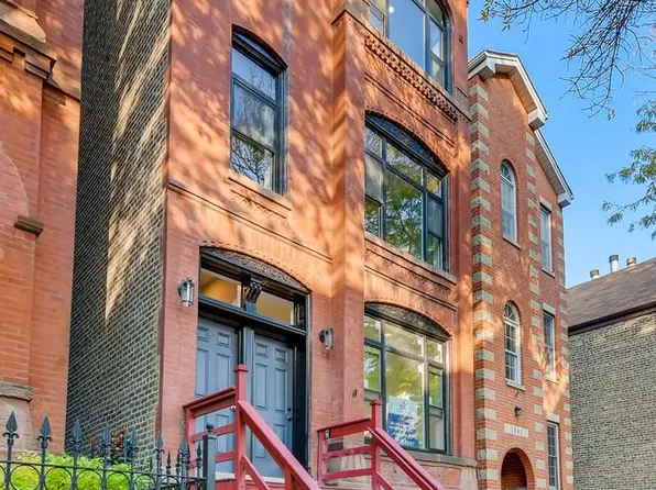 1040 N Wood St APT 2, Chicago, IL 60622