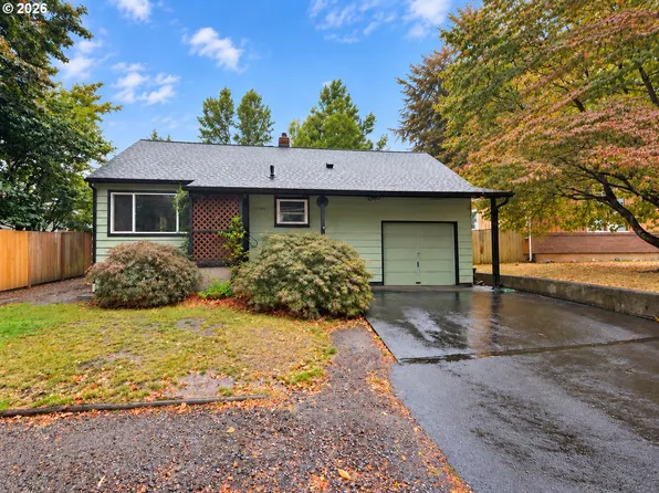19145 Addie St, Gladstone, OR 97027