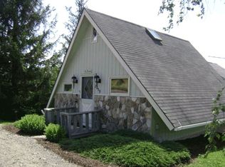 2359 Page Green Rd, Cortland, NY 13045