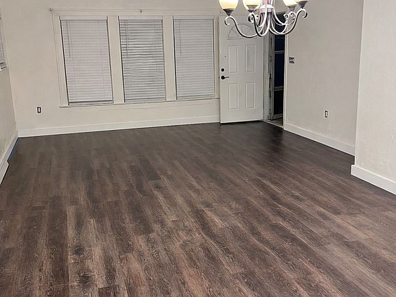 2nd image of 2834 Brandon St