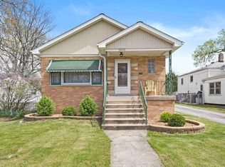 18335 Riegel Rd, Homewood, IL 60430