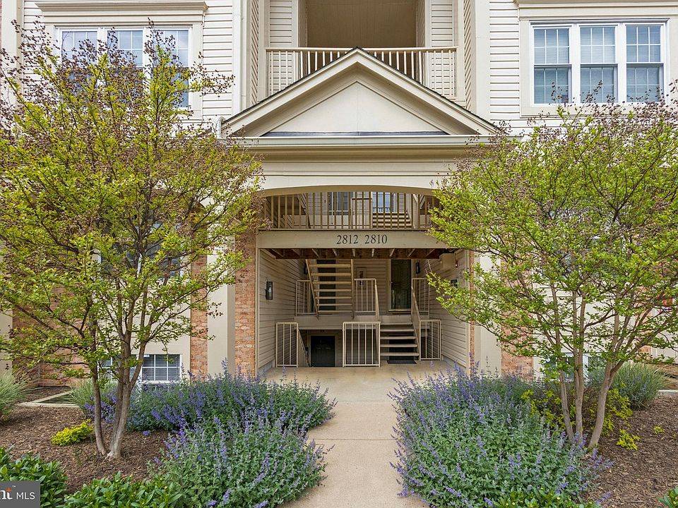 1st image of 2812 Emma Lee St APT 301