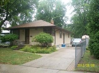 731 Ridgewood Ave, Lansing, MI 48910