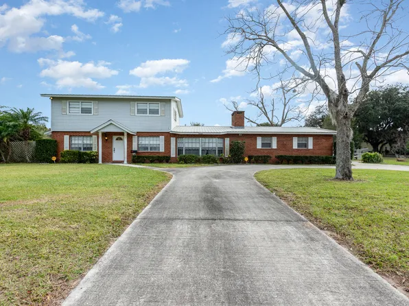 2125 N Singleton Ave, Mims, FL 32754