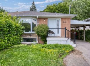 149 Septonne Ave #MF, Newmarket, ON L3Y 2W4