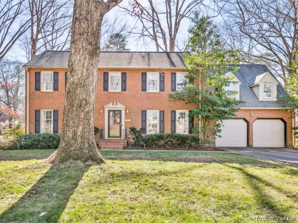 13 Garland Dr, Newport News, VA 23606