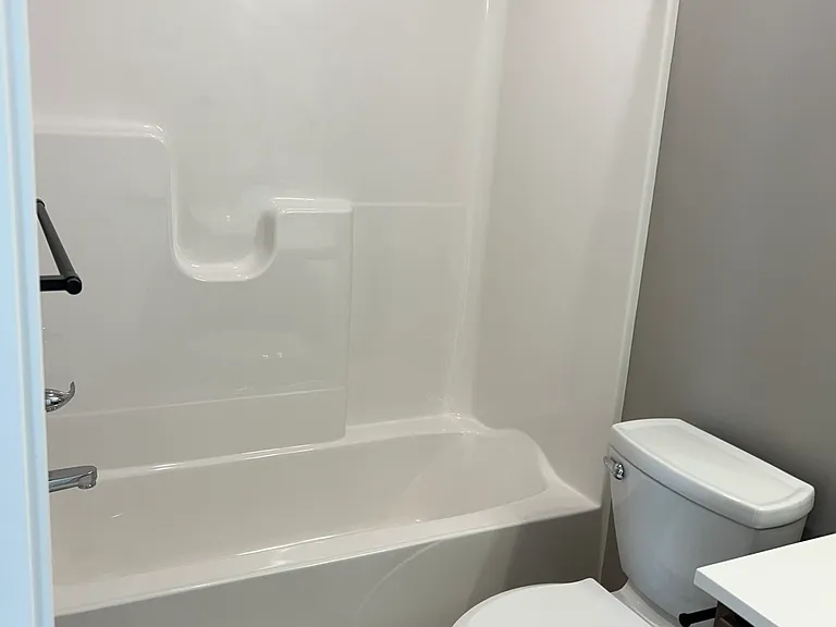 170 E Clay St #6 — Photo 11