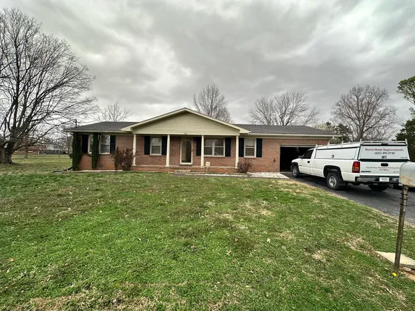 606 Springmont Ct, Hopkinsville, KY 42240