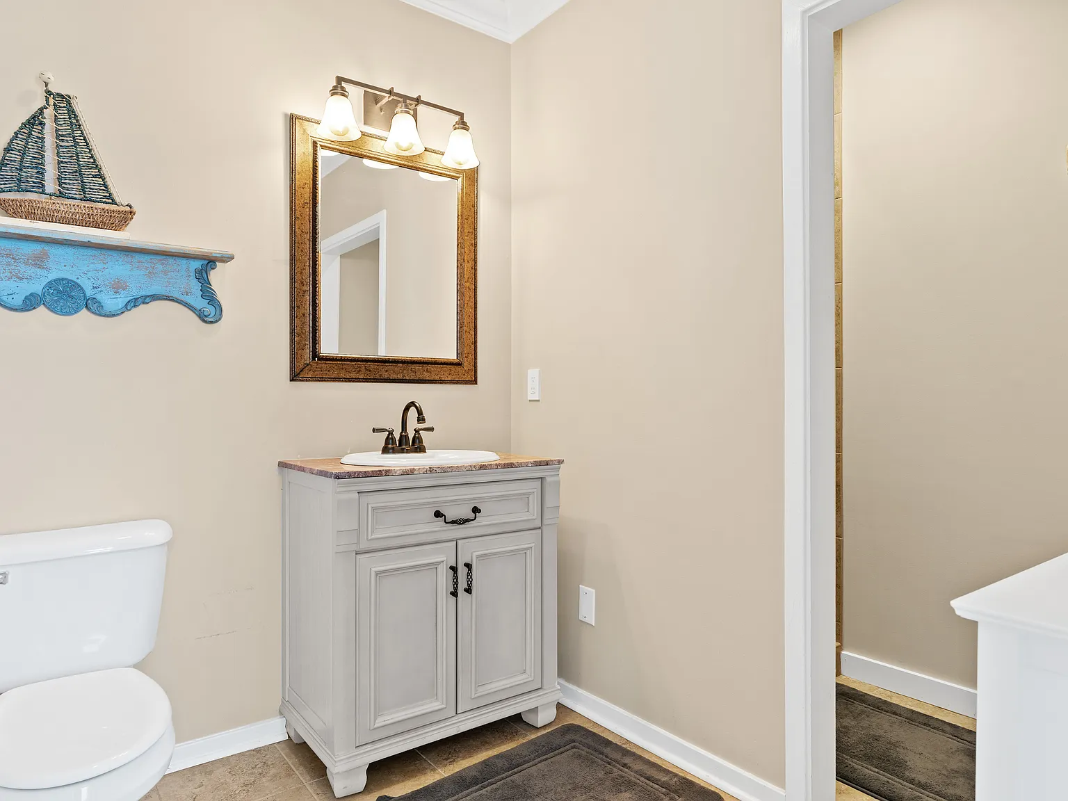 Studio, 680 sqft, $2,000 — Photo 2