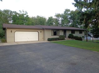 N1544 Poeppel Rd, Fort Atkinson, WI 53538