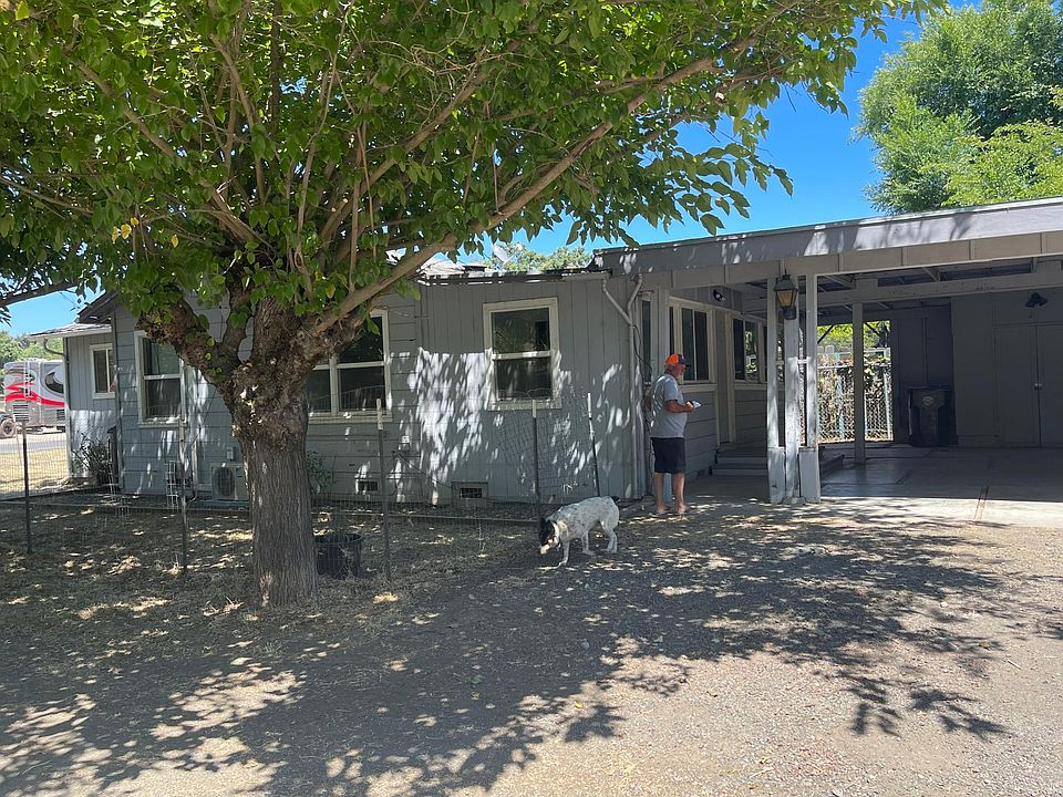1st image of 14835 Ballpark Ave