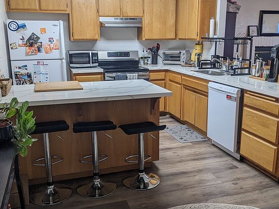 2nd image of 8612 Reagan Pl