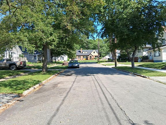 4th image of 2410 Amherst St