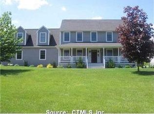 115 Fairway Dr, Portland, CT 06480