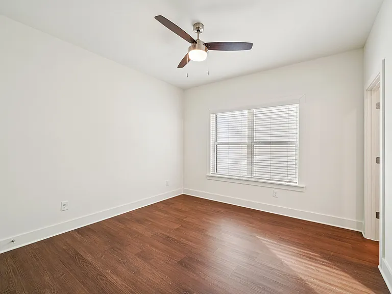 Turnberry Park Apartments and Homes — Photo 86