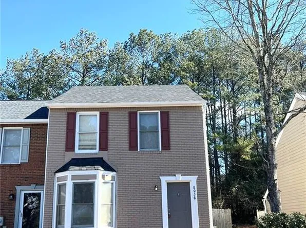 8036 Woodlake Dr, Riverdale, GA 30274