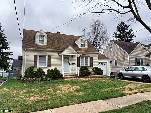 2nd image of 150 Beverly Hill Rd