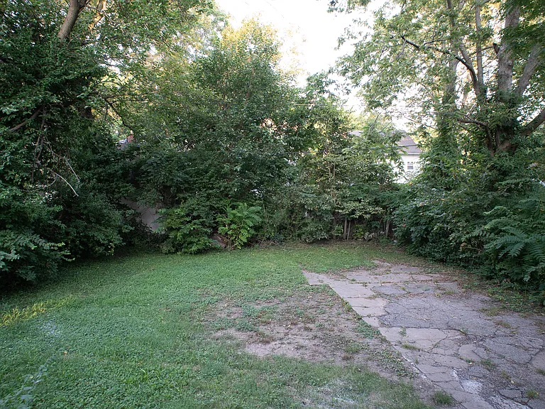3417 Bellefontaine St — Photo 31