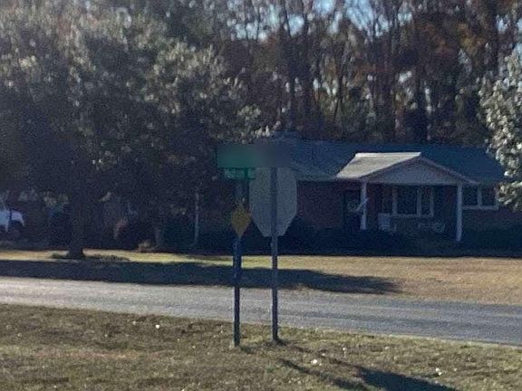 3rd image of 759 Dusty Rd