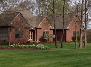 3394 Outback Trl, Pinckney, MI 48169