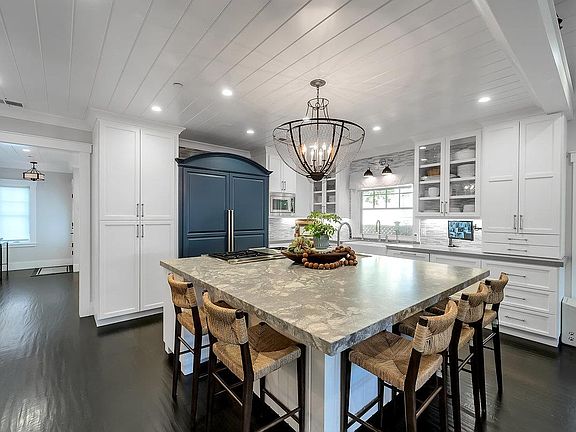 5th image of 112 Los Gatos Blvd