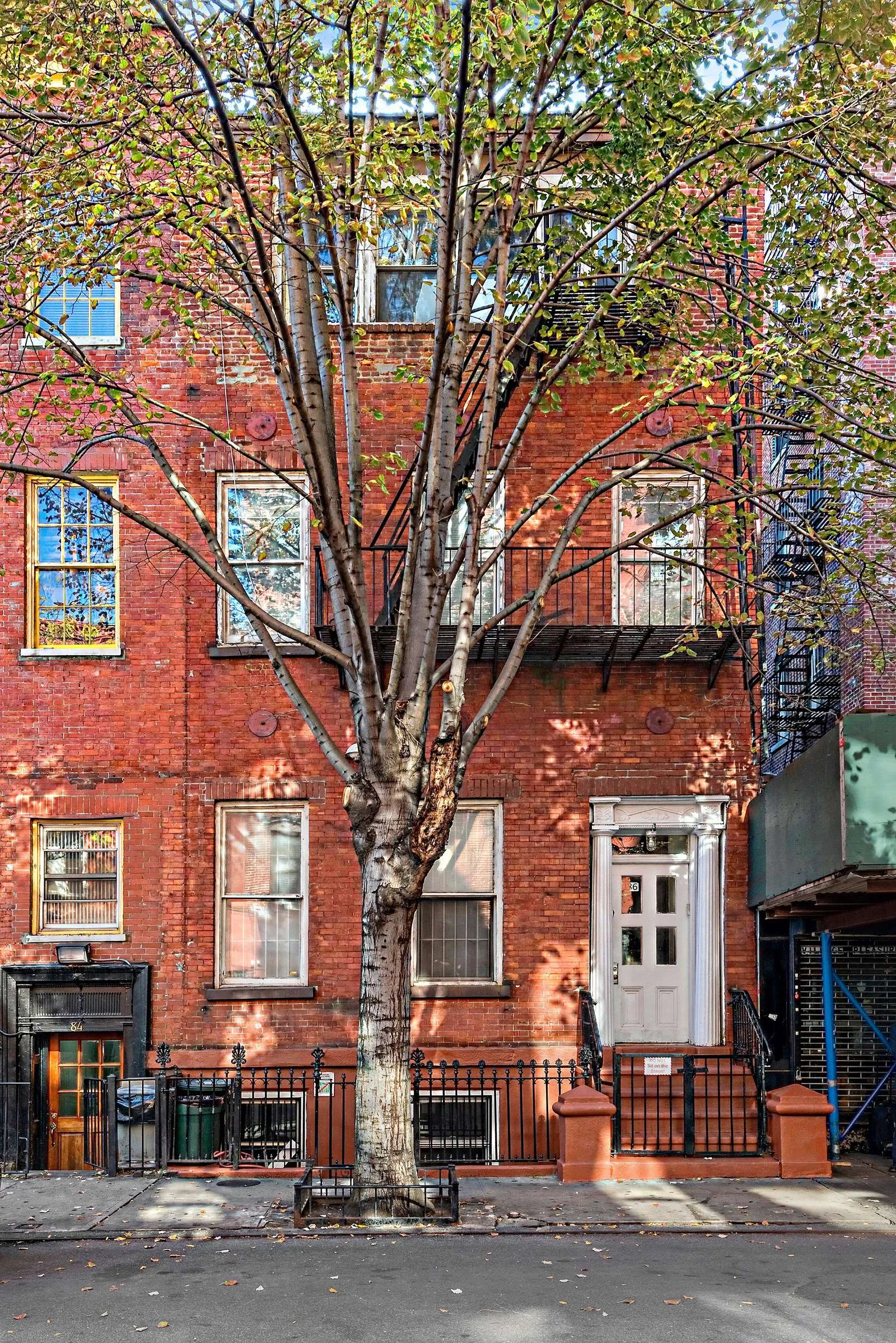 86 Christopher Street in West Village : Sales, Rentals, Floorplans