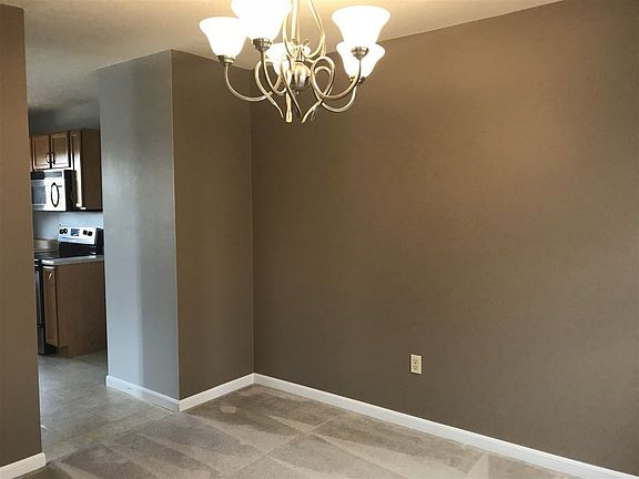 5th image of 1126 Stonewallridge Dr