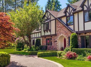 22902 SE 136th Ct, Issaquah, WA 98027