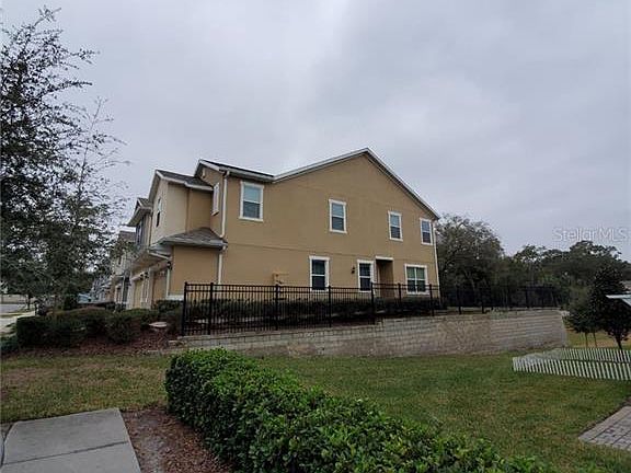 4th image of 1106 E 10th St