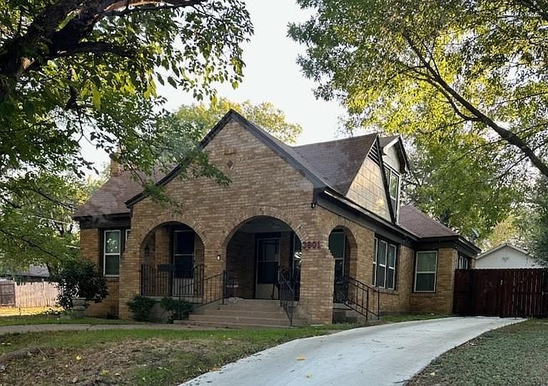 1st image of 3601 Townsend Dr