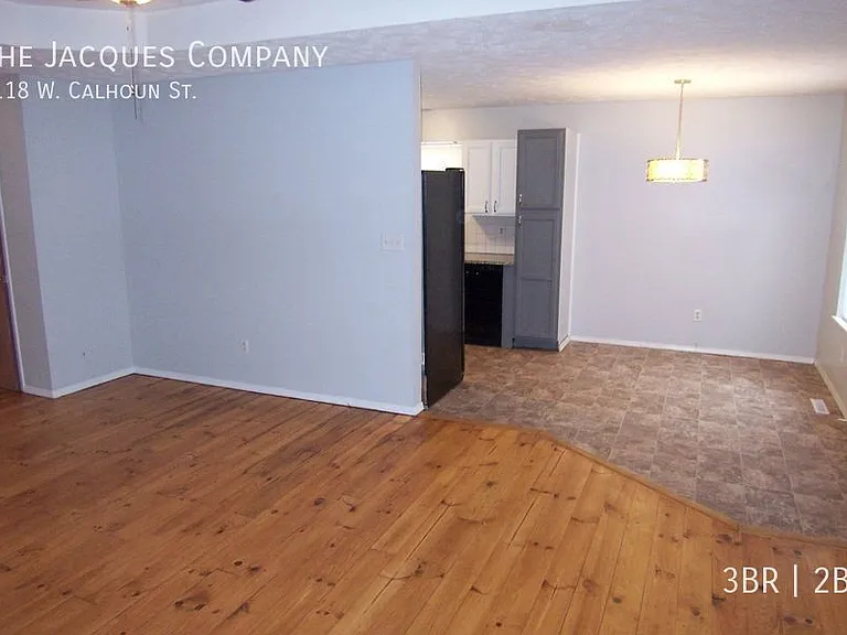 2118 W Calhoun St — Photo 3