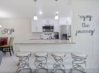 132 High Point Blvd APT B, Delray Beach, FL 33445