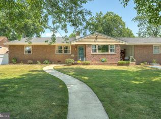 925 Lakeshore Dr, Haddon Township, NJ 08108