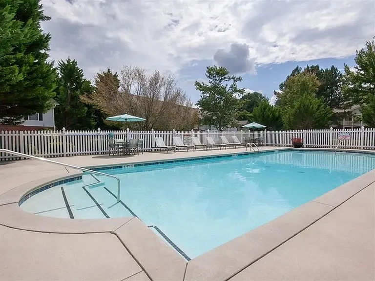 Arbor Bend — Photo 25