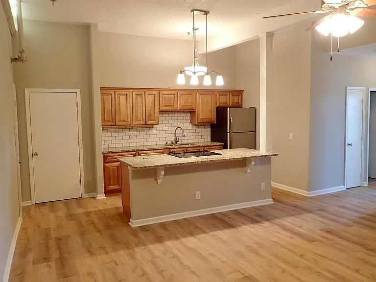 410 E Main Ave #2 — Photo 3