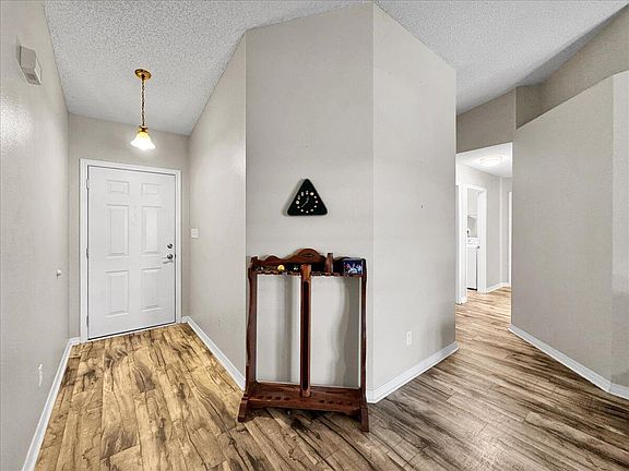 5th image of 2725 Woodbury Ct