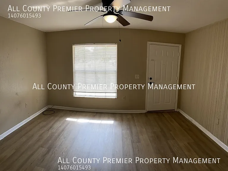 5524 Saint Joseph Blvd — Photo 2