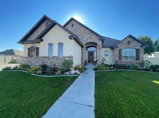 2774 Spring Gulch Dr, Ammon, ID 83406