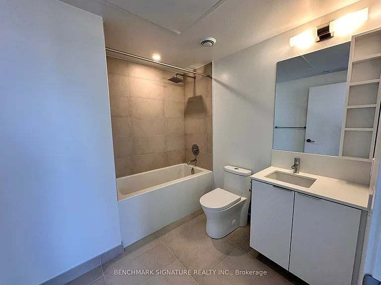 8 Wellesley St W #3312 — Photo 8