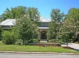 122 Geneseo Rd, Terrell Hills, TX 78209