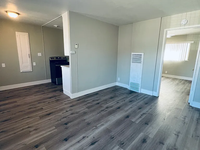 3130 14th Ave #6 — Photo 1