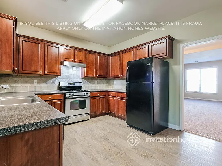1758 Bentridge Dr NW #5 — Photo 9