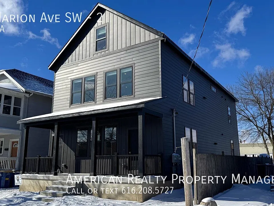 317 Marion Ave SW #2