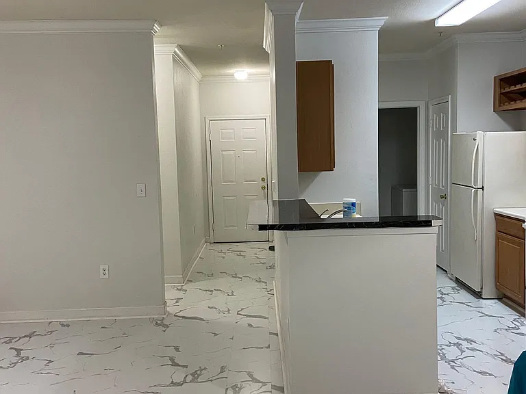 18355 Bridle Club Dr — Photo 2