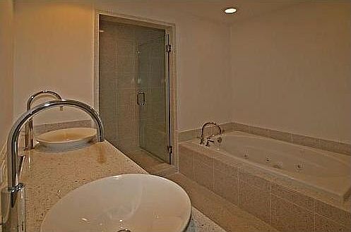 3rd image of 3801 Collins Ave #1605