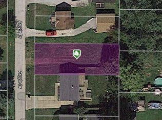 1353 Argyle Dr, Madison, OH 44057