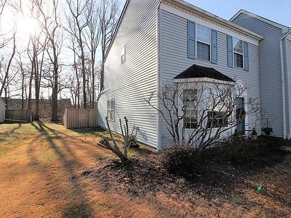 2nd image of 29 Bennett Ct